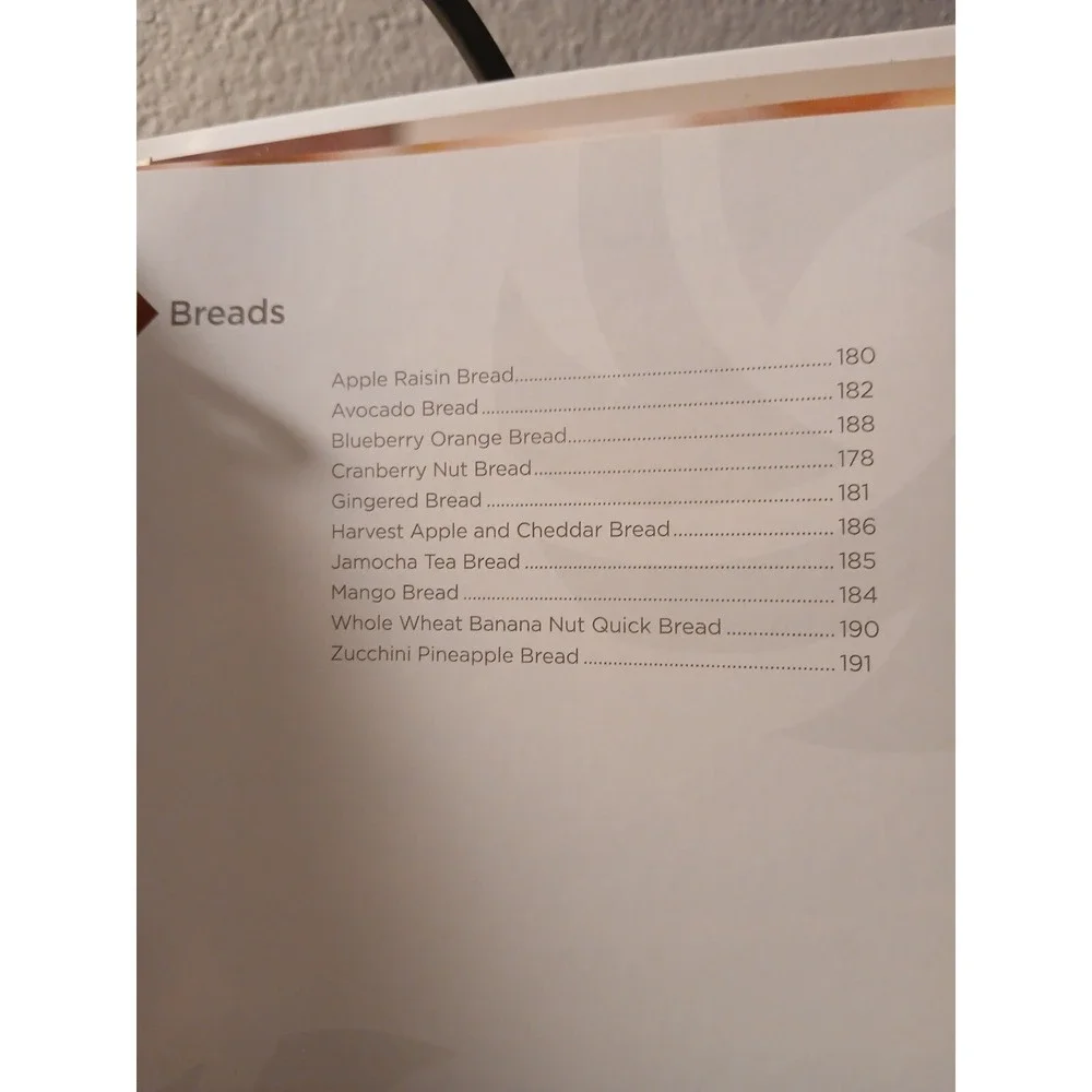 Vitamix Cookbook :‎ 250 Delicious Whole Food Recipes to Make in Your Blender #14